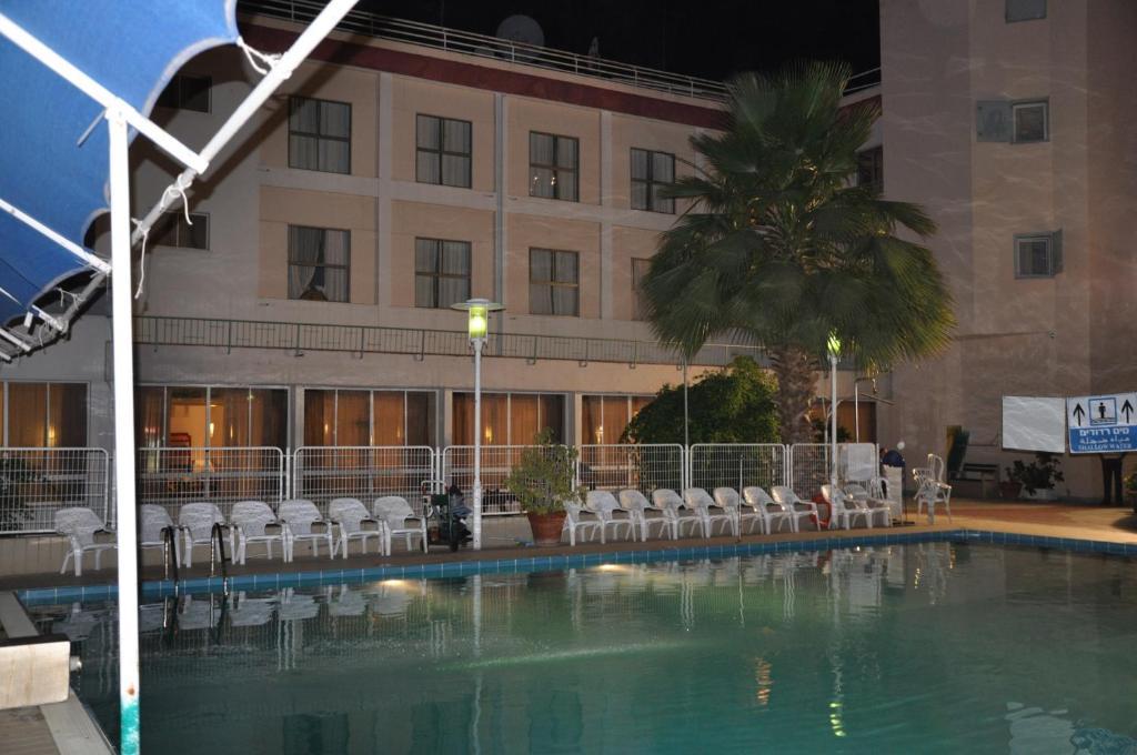 Royal Inn Tiberias Buitenkant foto